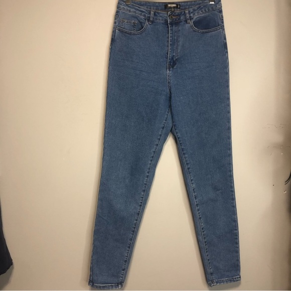MISSGUIDED Riot Tall High Waisted Mom Jeans, Size 6L - Picture 2 of 10